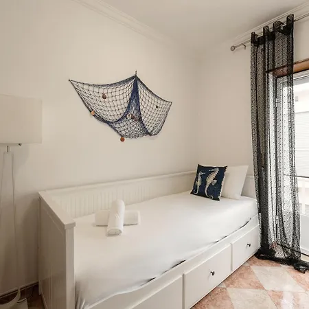 Next To The Waves * 나자레